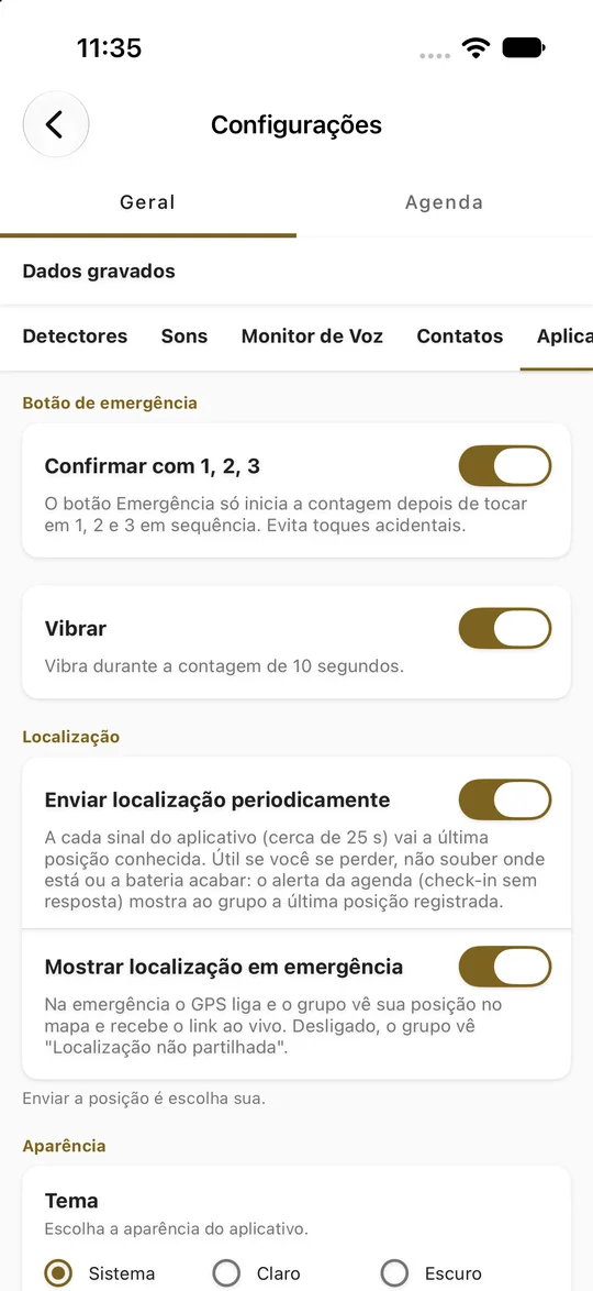 Configurações, Geral, Aplicativo no iPhone: a seção Localização com Enviar localização periodicamente e Mostrar localização em emergência, as duas ligadas, e a nota Enviar a posição é escolha sua
