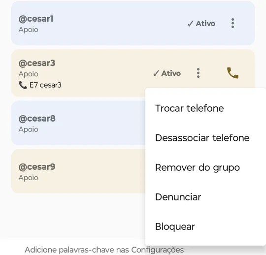 A lista do grupo com o menu ⋮ de @cesar3 aberto: Trocar telefone, Desassociar telefone, Remover do grupo, Denunciar, Bloquear; embaixo de @cesar3, o contato associado E7 cesar3 e um ícone de telefone